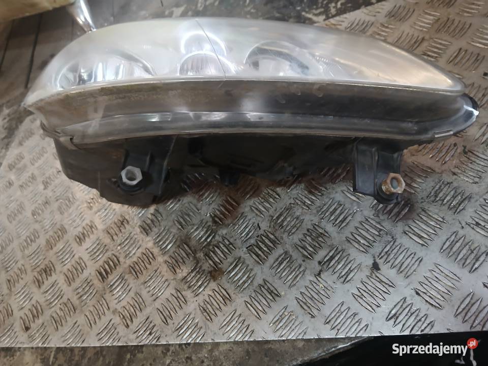 Lampa prawa przednia Volkswagen Touran I EU małopolskie Radłów