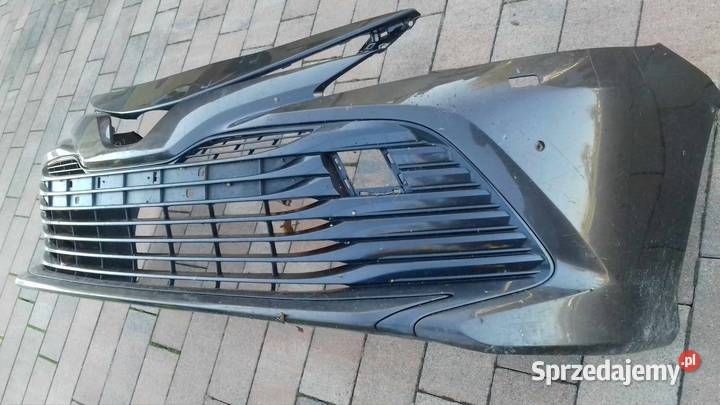 ToyotaCamry zderzak przód oryginalny VIII8 sprzedam
