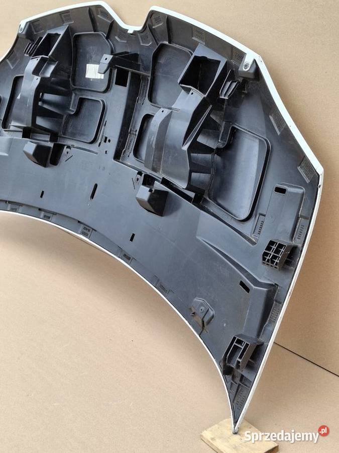 RENAULT TWINGO III MASKA POKRYWA SILNIKA Bieleń