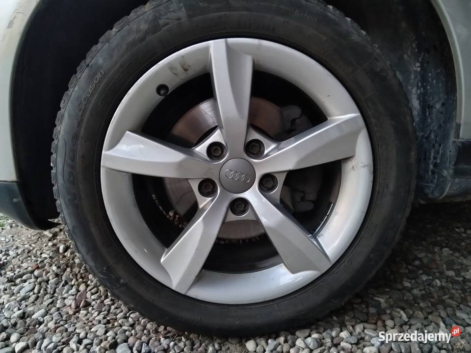 Oryginalne felgi aluminiowe AUDI 16 opony Śrem sprzedam