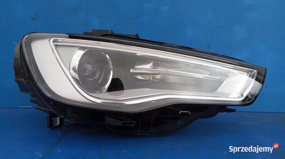 Reflektor Przód strona prawa Audi A3 S3 8V Lampy przednie Nowy Tomyśl