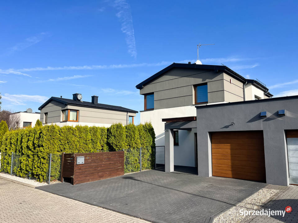 Dom 1035m2 garaż działka 563m2 Rumiankowa