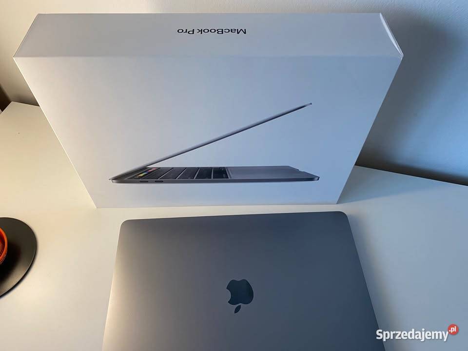 Macbook Pro 2020 i7 32gb ram 1TB SSD Gniezno