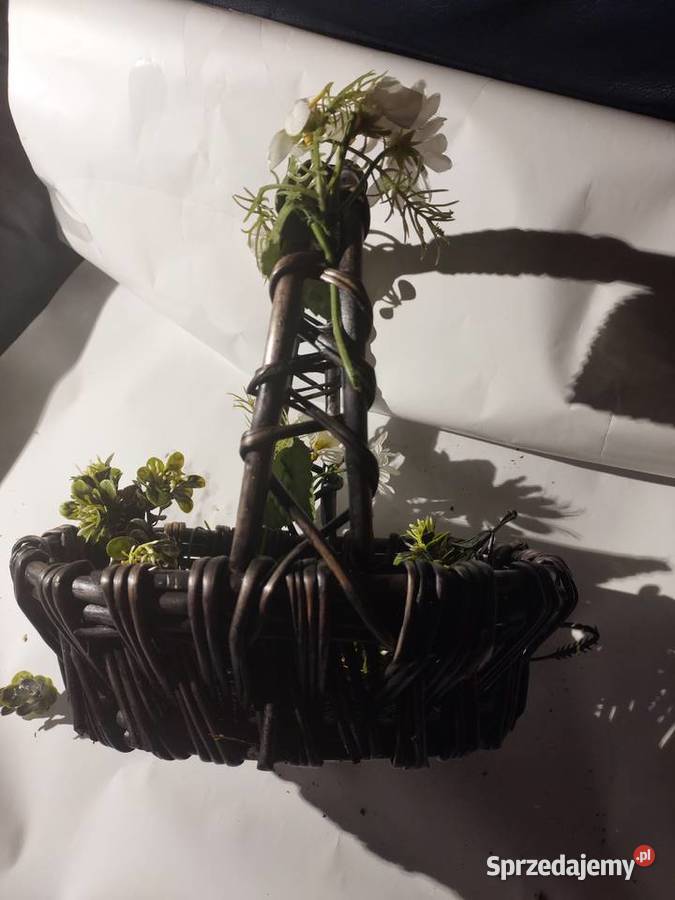 Koszyk wiklina granat np na święcenie Wrocław