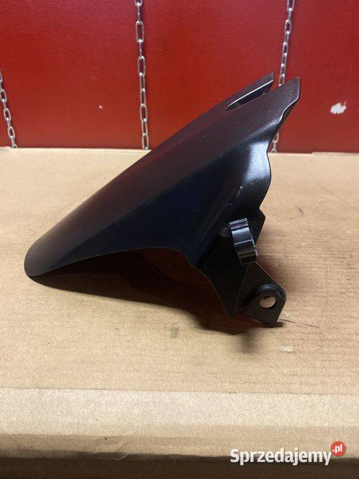 Suzuki GSXR 600 750 nadkole błotnik B167
