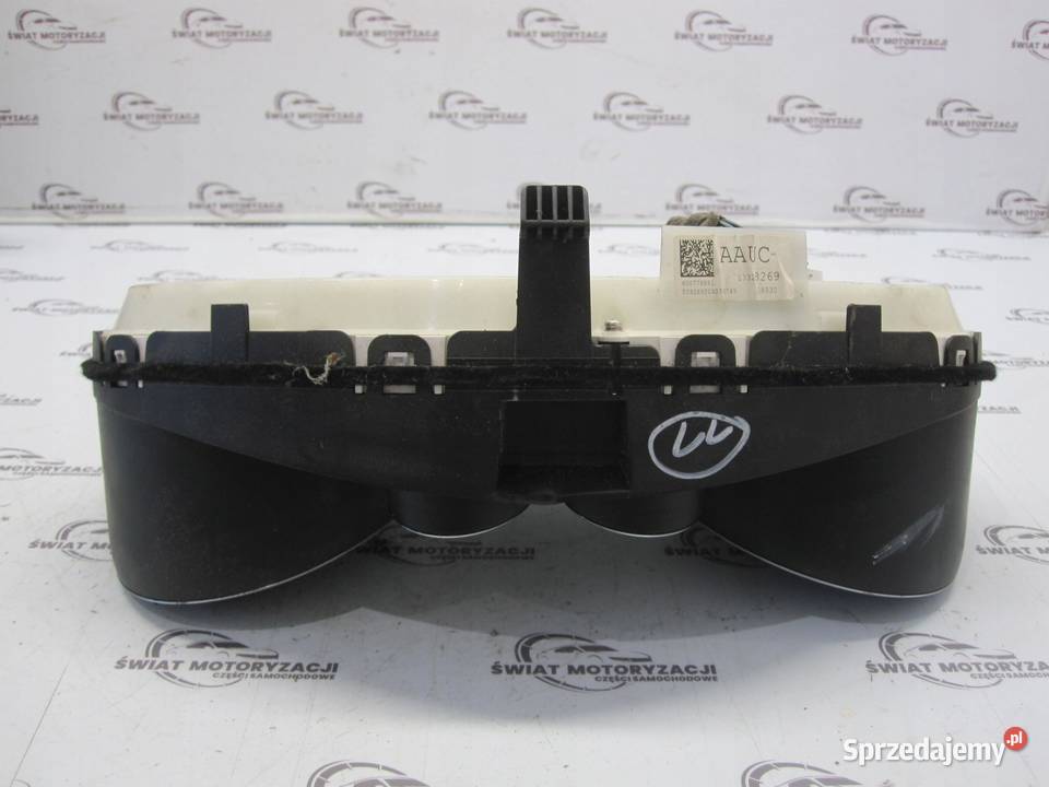 OPEL ASTRA J 10r licznik zegary 769317420U