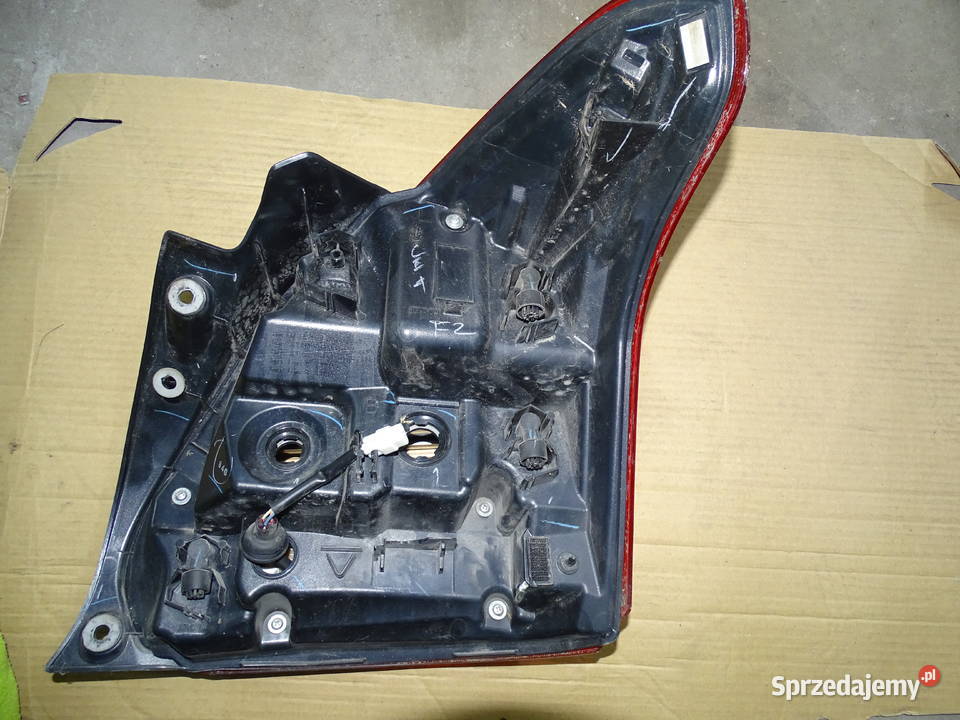 Lampa tył lewa Suzuki Swift Mk8 Led 22059363 osobowe Radziszów