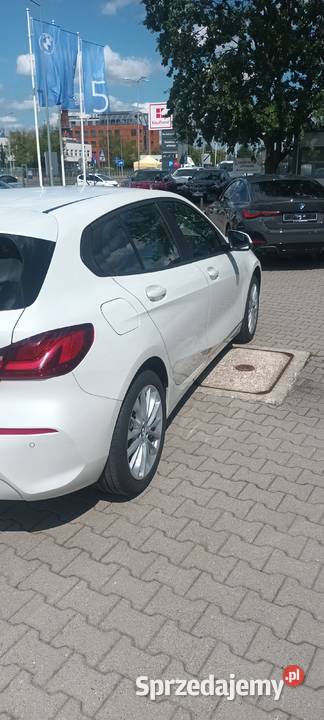 BMW 118i 2020 Cesja leasingu 1 163 netto Biały 140KM Warszawa sprzedam