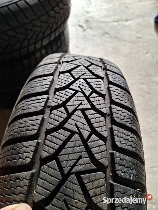 felgi stalowe z oponami zimowymi Uniroyal Winter Sosnowiec sprzedam