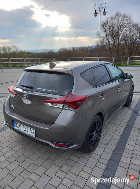 Toyota Auris Polski Salon Nowy Sącz