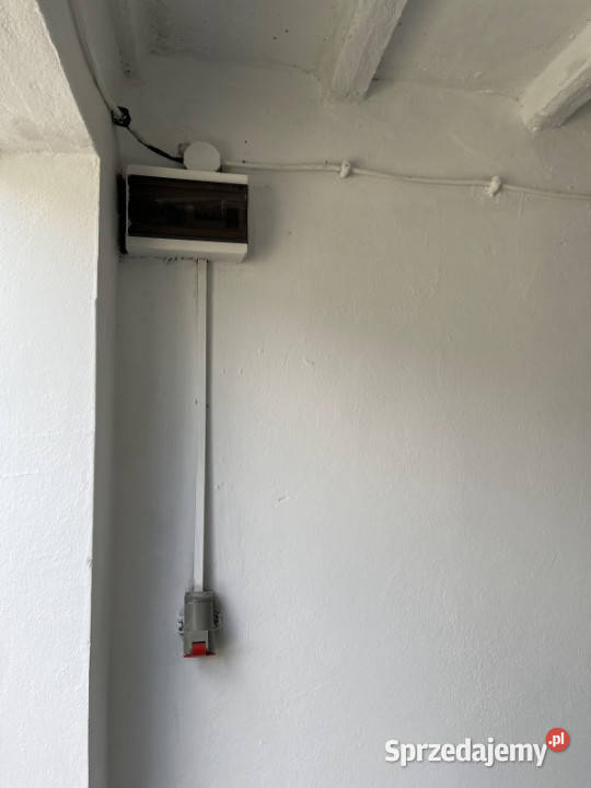 Sprzedam garaż w centrum miasta 19m2 Żyrardów mazowieckie sprzedam