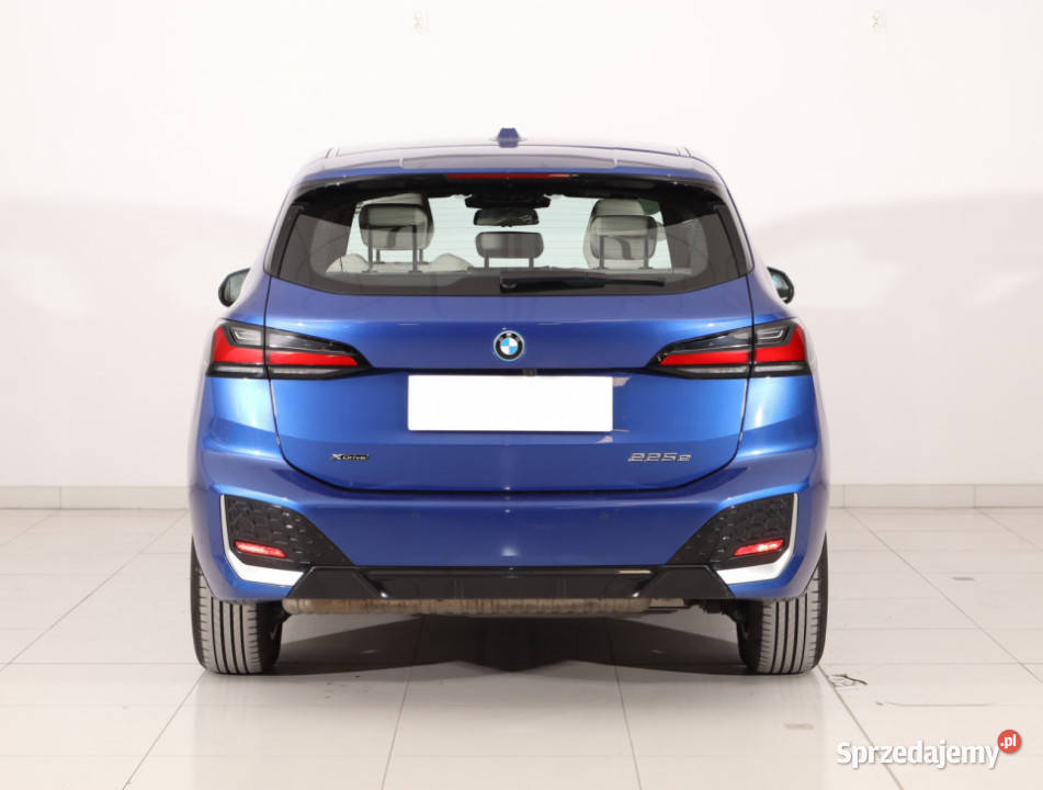 BMW 2 Active Tourer 225e xDrive Active T automatyczna Motoryzacja sprzedam