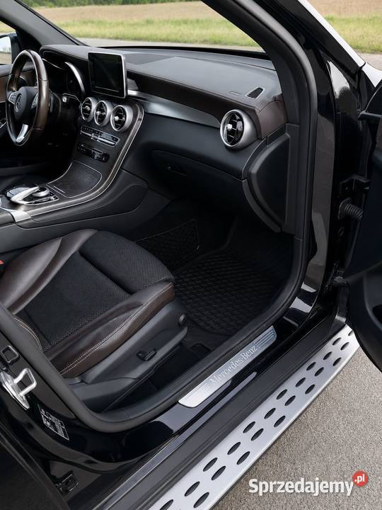 MERCEDES BENZ GLC 220D 4MATIC GARAZOWANY NISKI 2143cm3 Lubsko sprzedam