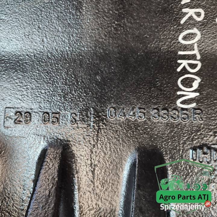 Wspornik Przedniej Osi 04453335R Deutzfahr K 100 Ciechanowiec