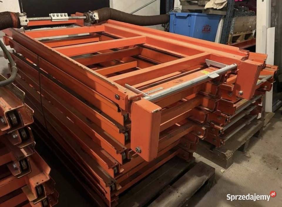 Wysuwane moduły do systemu regałów paletowych Regały łódzkie Podskarbice Szlacheckie