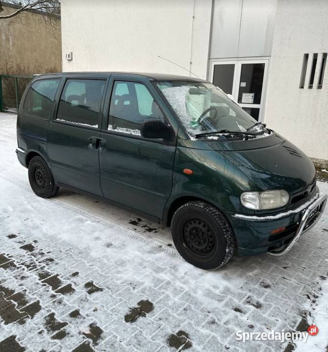 Nissan Serena 20 benzyna klima 7osob z Niemiec Rumia