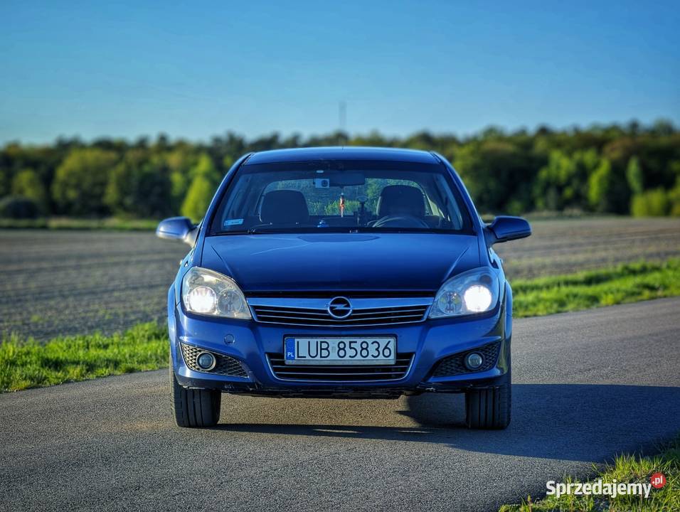 Opel Astra H 16 benzynagaz polift 2007 gniazdo AUX Świdnik