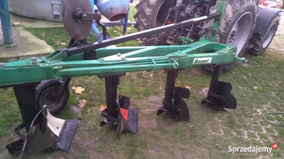 Pług zagonowy 4 skibowy nieuszkodzony Maszyny rolnicze Trzebica