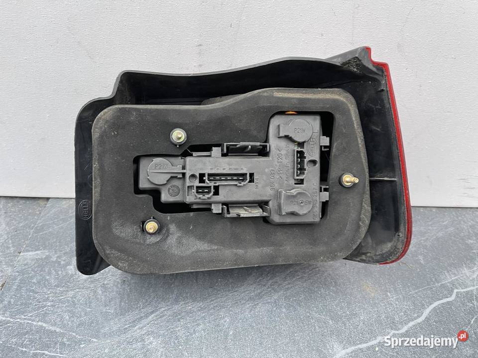 SEAT IBIZA 2 LIFT LEWA LAMPA TYŁ W BŁOTNIK lewe wielkopolskie Ostroróg