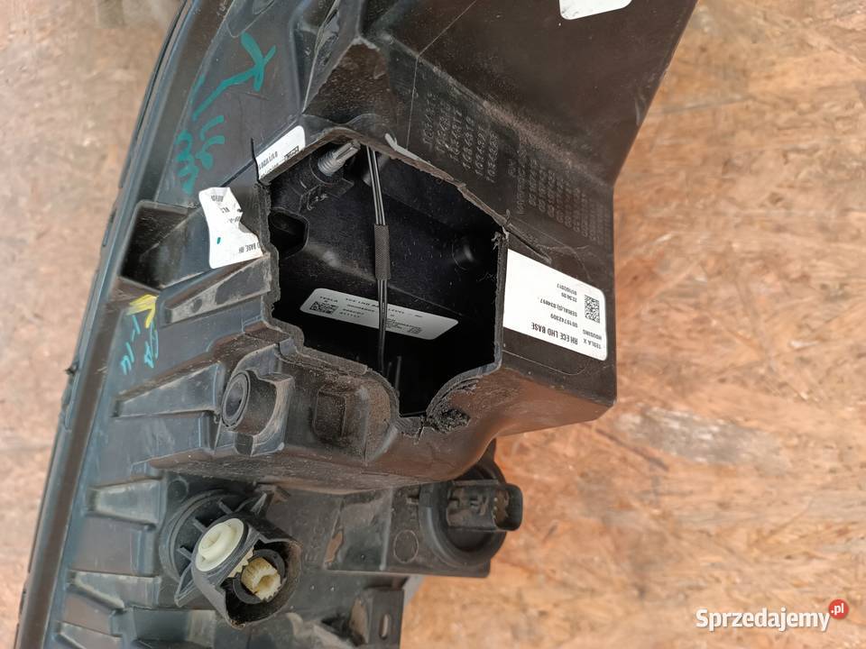 LAMPA PRAWY PRZÓD REFLEKTOR EU LED TESLA MODEL X Nowy Tomyśl