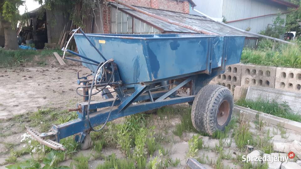 Rozsiewaczem Bogbelle B2000