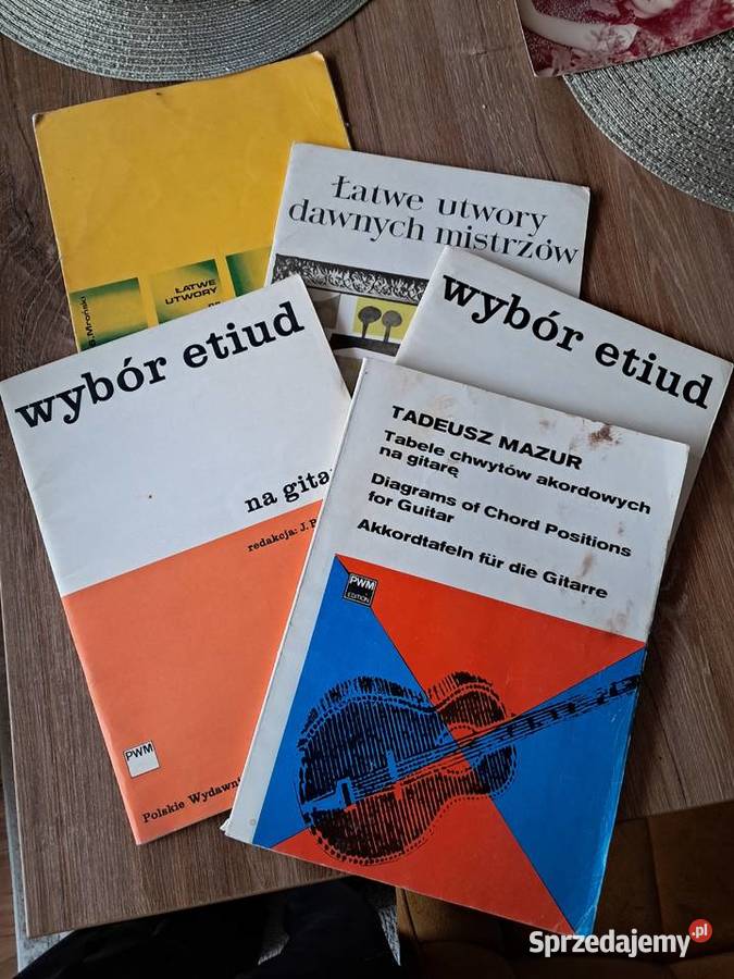 5 książek do nauki gry na gitarze z lat 7080 Sandomierz