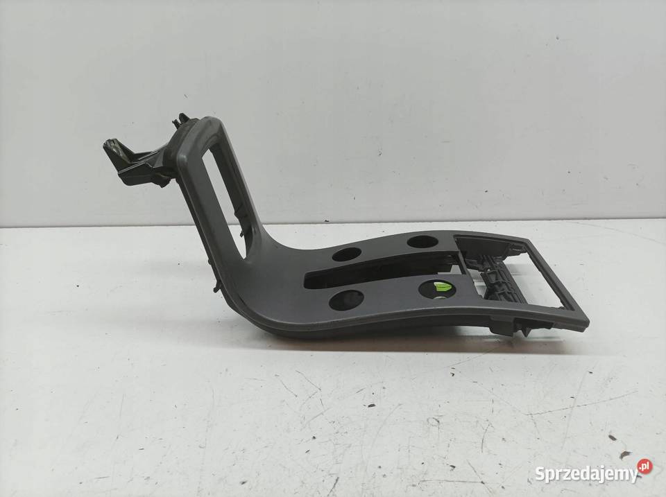 OSŁONA RAMKA PANELU NAWIEWU Volvo V50 I 20042012