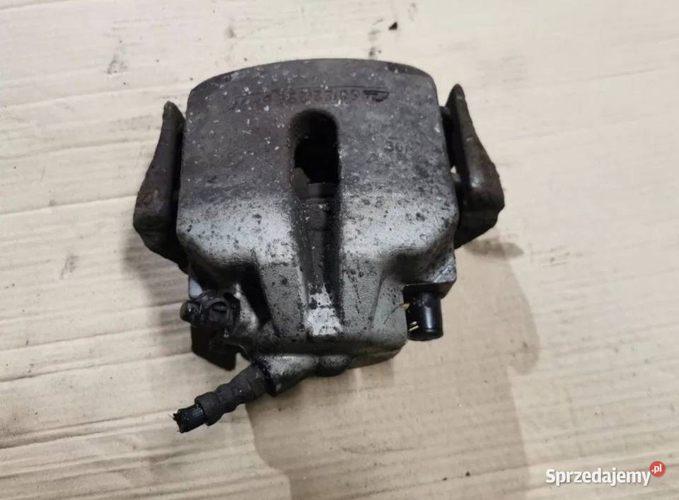 Zacisk hamulcowy prawy przód BMW E39 osobowe śląskie Żory