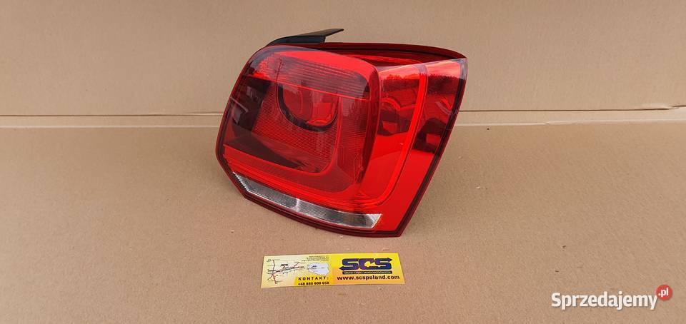 VW POLO 6R LAMPA TYŁ PRAWA 6R0945094 Bieleń