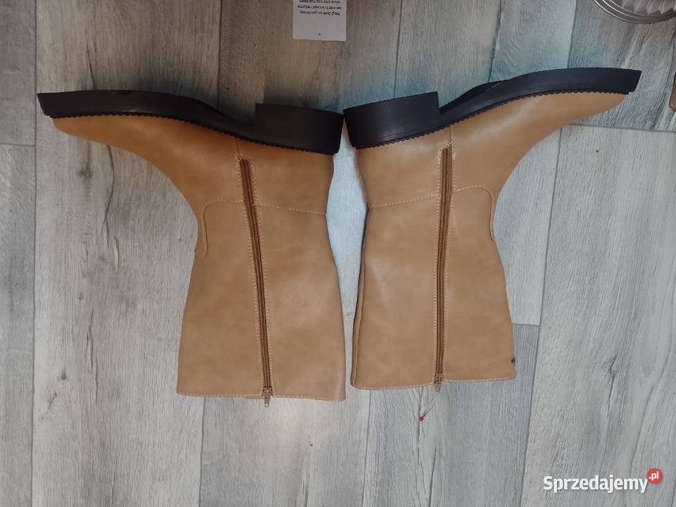 41 ASOS Design Brązowe kozaki z Londynu na Kozaki Kraków