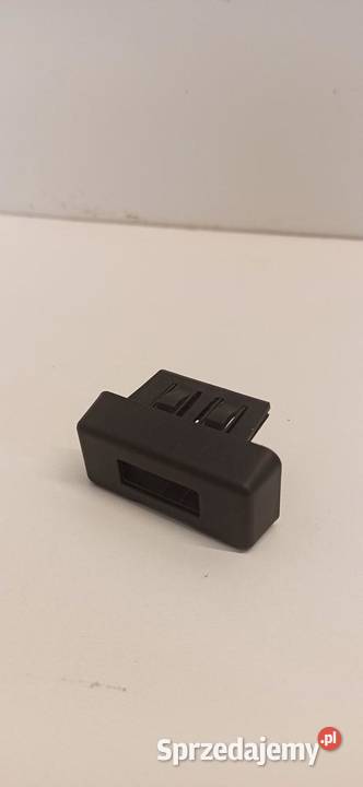 AUDI Q5 OSŁONA WTYCZKI KOMPUTERA 4F0035909 osobowe