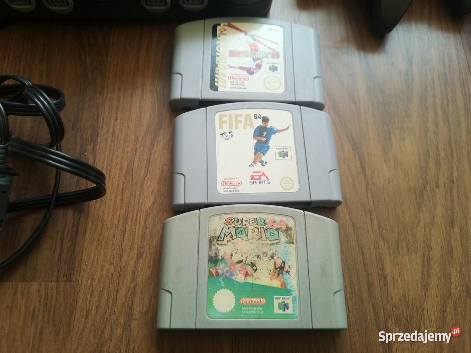 NINTENDO 64 konsolka 2 pady 3 Gry itp sprzedam