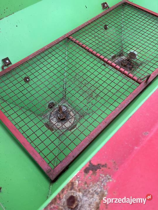 Rozsiewacz nawozu Strumyk 1200 l dolnośląskie Kłodzko