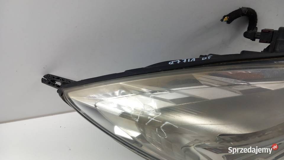 OPEL INSIGNIA A LAMPA PRZÓD PRAWA wielkopolskie Zbierkowo