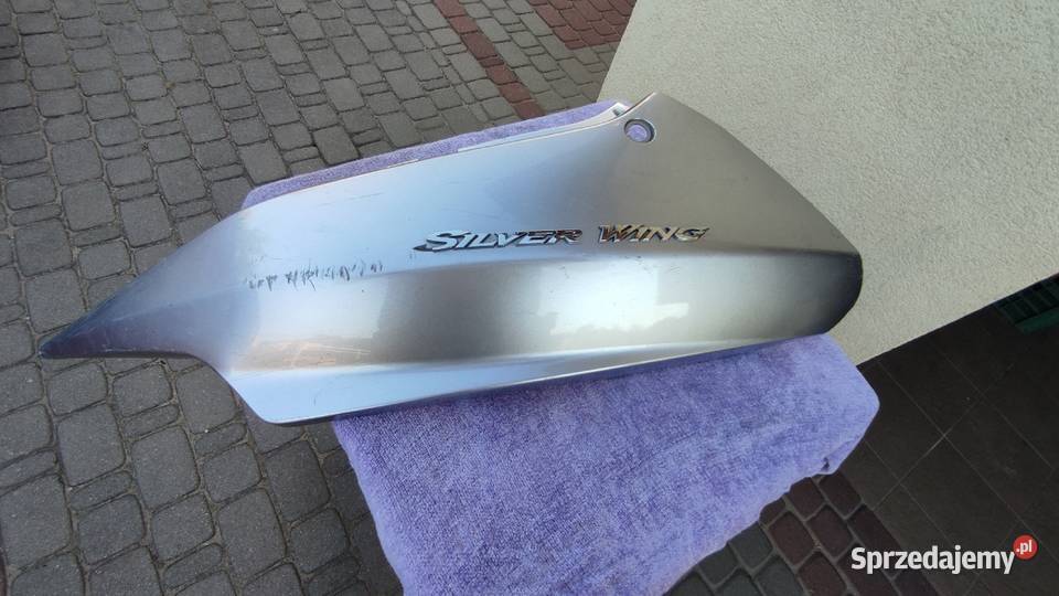 Osłona boczna ogon Honda FJS 400 FJS 600 Elementy nadwozia