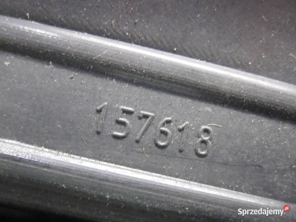 VOLVO XC90 I 03r lampa prawa tył górna 9483772