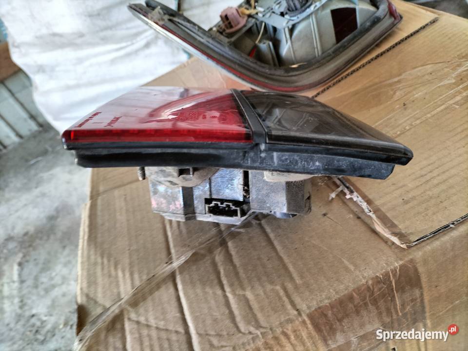 LAMPA TYLNA VW VENTO PRAWA 1H5945108B lubelskie