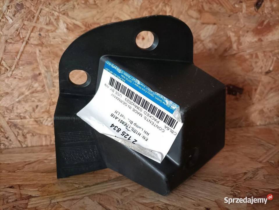 FORD FIESTA MK8 ŚLIZG MOCOWANIE LAMPY ZDERZAK Pleszew