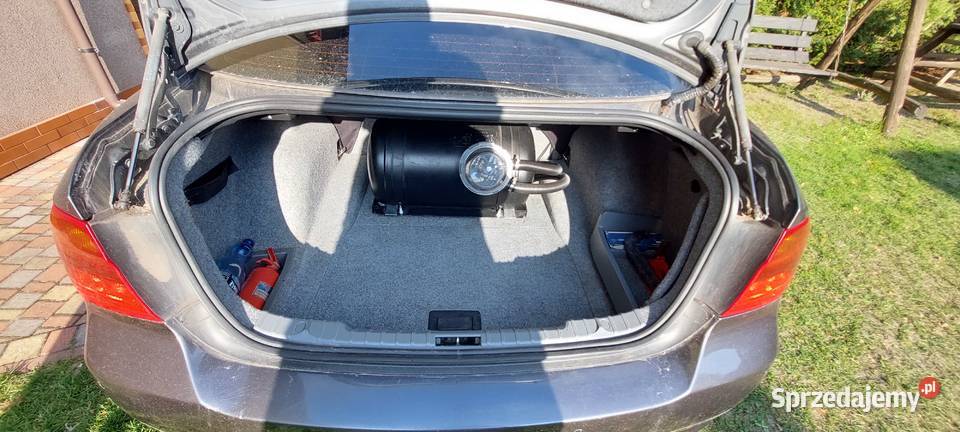 Sprzedam Bmw e90 318i Benzyna Gaz ABS