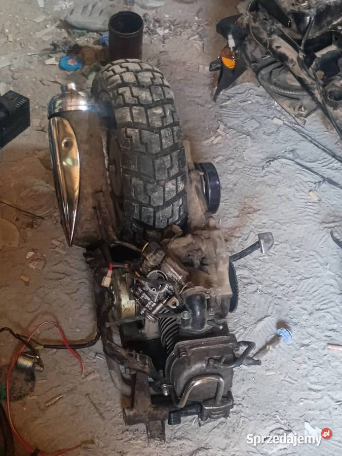 Sprzedam 3 moduły 3 akumulatory i 2 silniki do