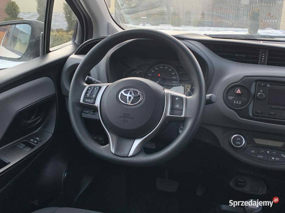 Toyota Yaris Hybrid 15 Salon Polska Bezwypadkowy Jaworzno