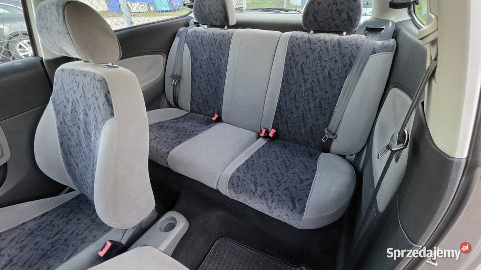Sprzedam Seat Ibiza III 14 16V 75 3drzwiowy z Skierniewice
