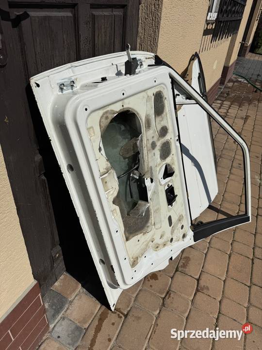 Drzwi BMW E30 sedan prawe przód tył 4D podkarpackie Rzeszów