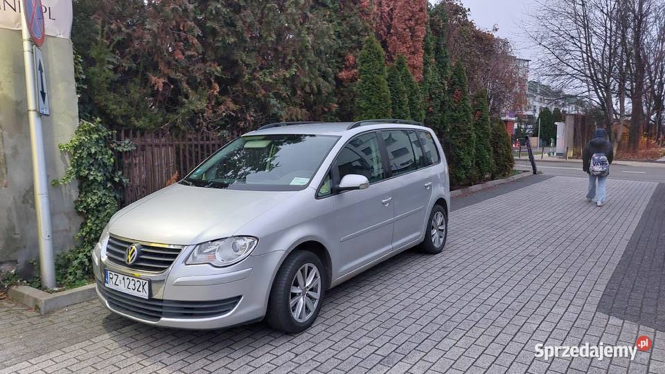 Volkswagen Touran 19 TDI 2008 5cio osobowy