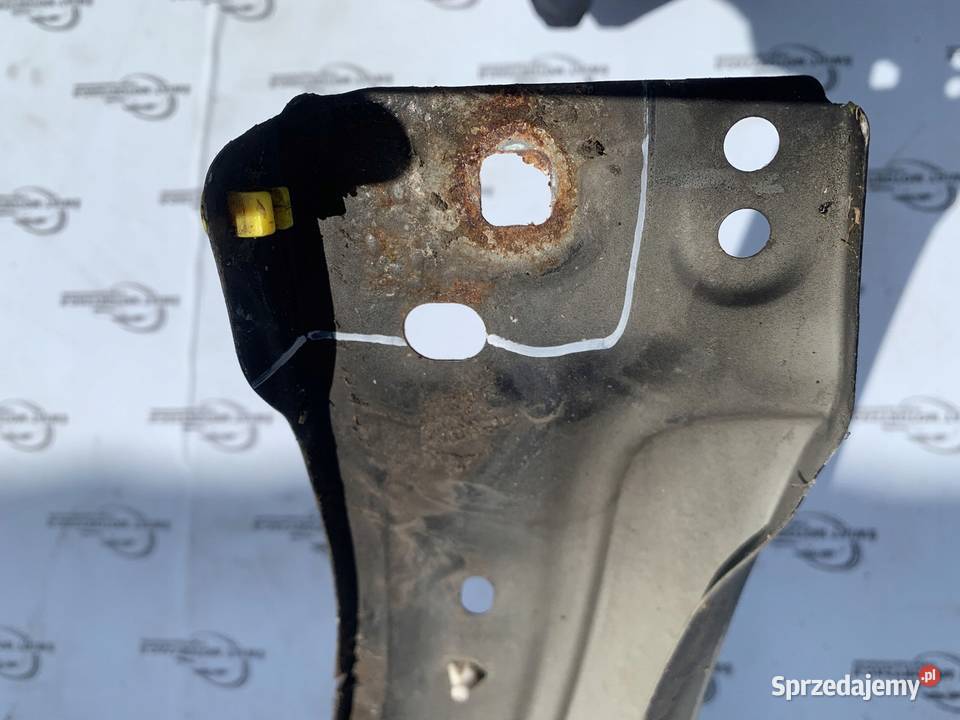 VOLVO C30 07r błotnik lewy przód Kielce