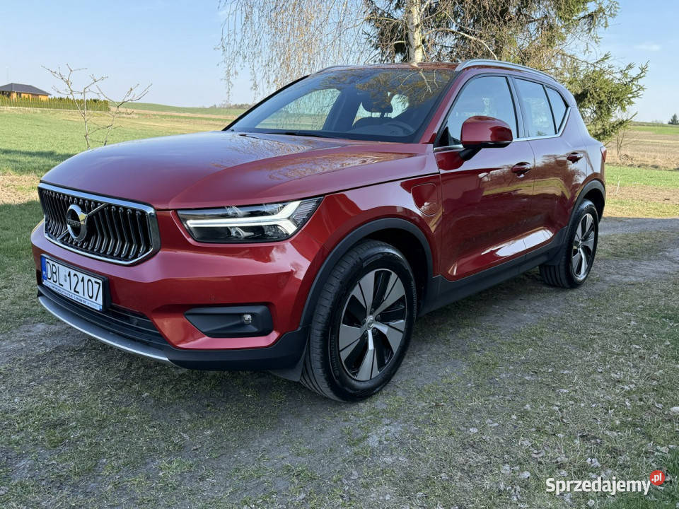 Volvo XC 40 211 T4 Recharge PlugIN Momentum