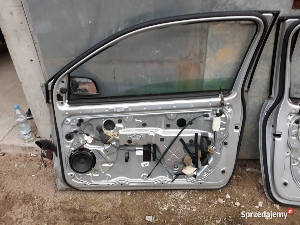 VW POLO 4 IV 9N DRZWI PRAWY PRZÓD PRAWE PRZEDNIE Międzychód