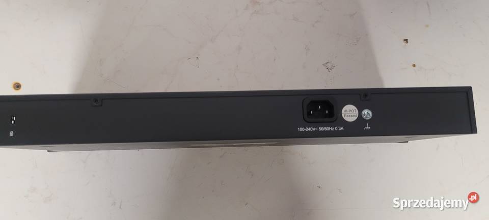 Switch Ethernet 24 porty 100 Mbs TPLink TLSF1024 switch Biały Kościół sprzedam
