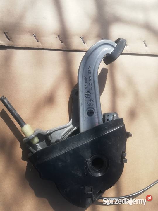 Mercedes w210 pedał hamulca ręcznego