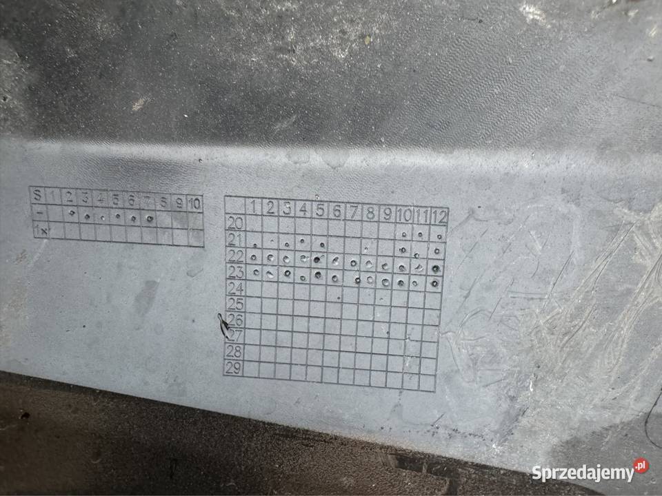 Spoiler dokładka dół zderzaka przód aygo X na wielkopolskie Międzychód